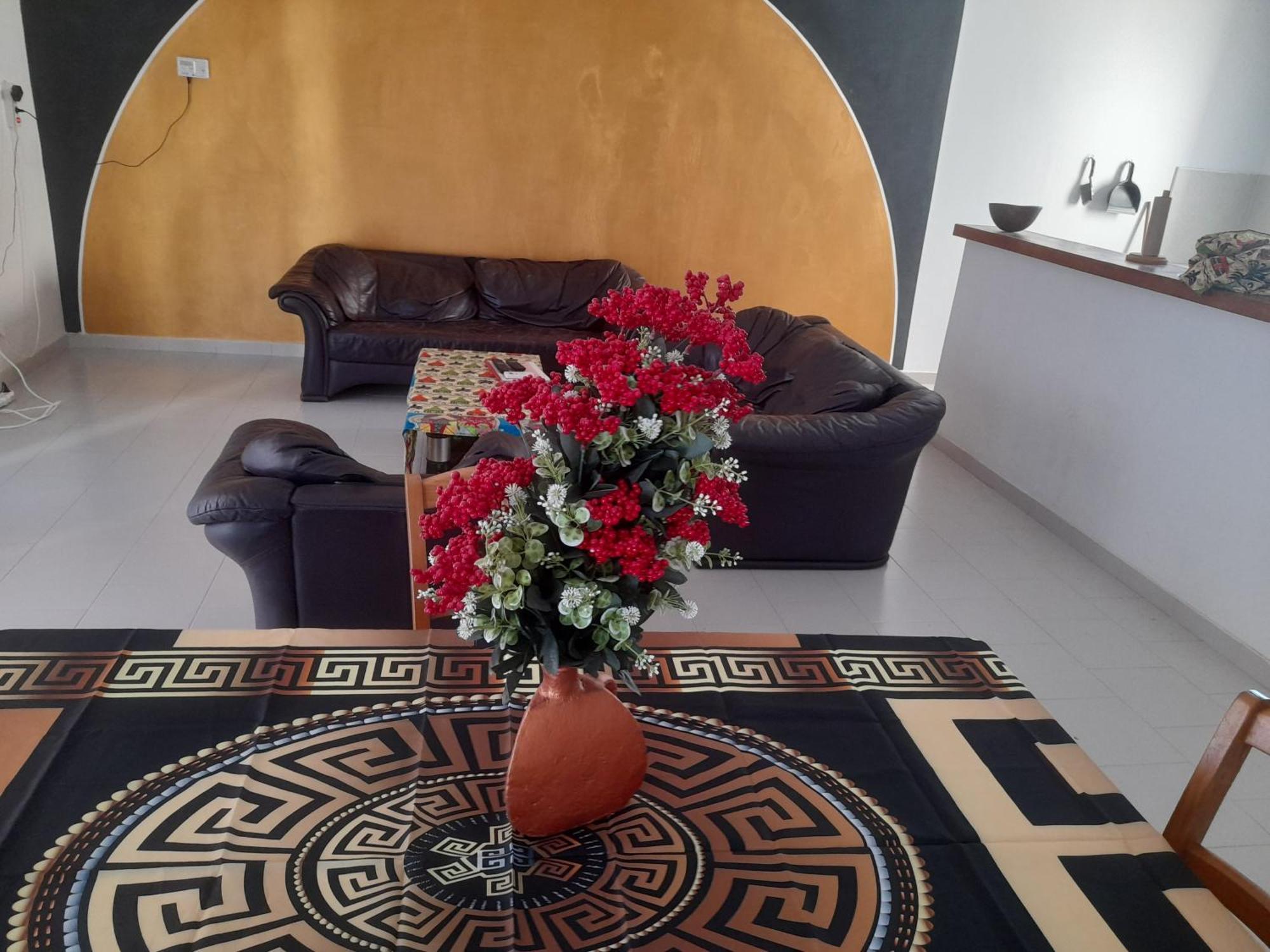 Appartement Familial Spacieux Avec Climatisation Ziguinchor Kültér fotó